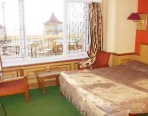 samrat-regency.shimlahotels.net/